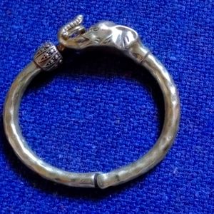 Bracelet Never used.